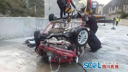 青山湖爆料飙车事故视频,速度与激情下的生死较量